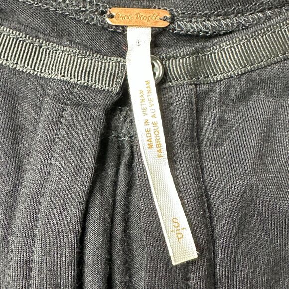 Free People Keepin On High Low Hem Knit Top Tie Sleeve Black Women Small - Picture 3 of 10